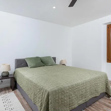 Vikendica Boomerang - House With Sea View