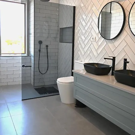 Boomerang - House With Sea View بيت للعطل *