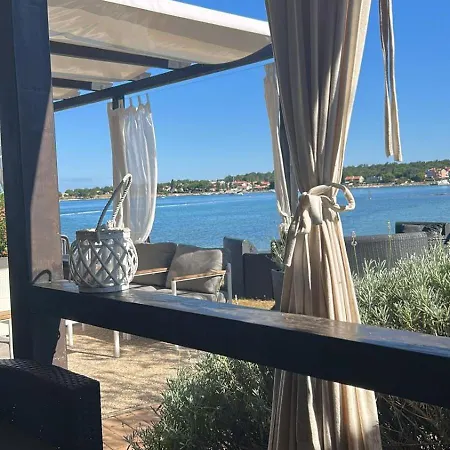 Boomerang - House With Sea View Dajla