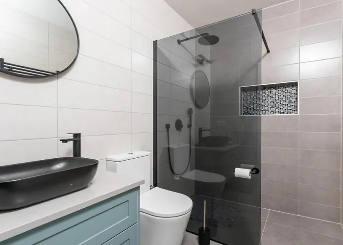 Boomerang - House With Sea View Vikendica