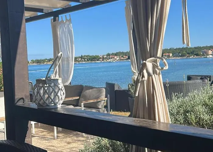 Boomerang - House With Sea View Dajla